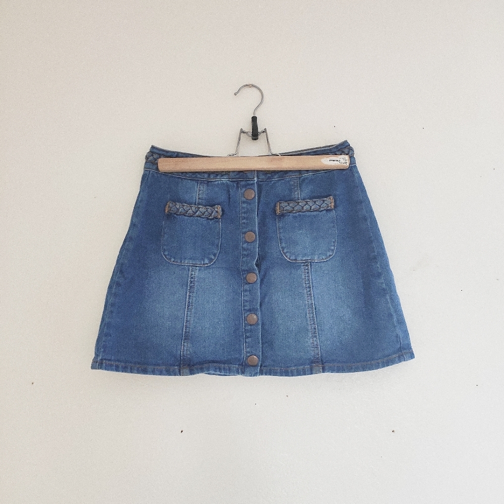 xSOLDx Kendall & Kylie highwaisted jeans skirt